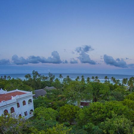 Hill Park Hotel - Tiwi Beach Eksteriør billede